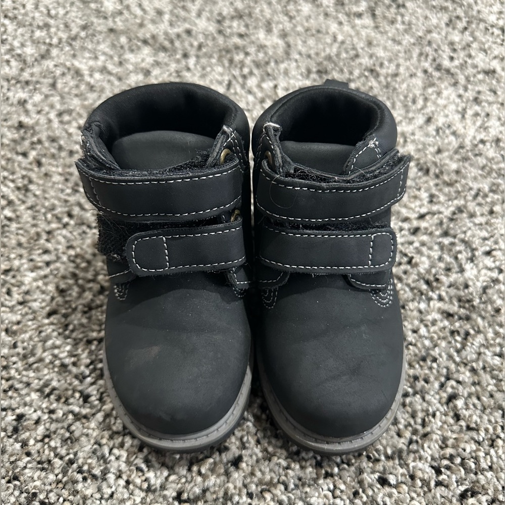🌸 - Black Wonder Nation baby boots